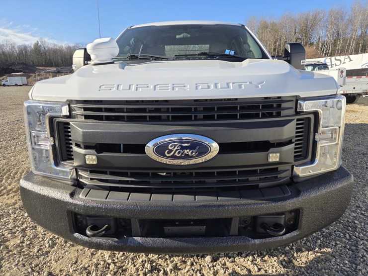 2017-ford-f250-image-8