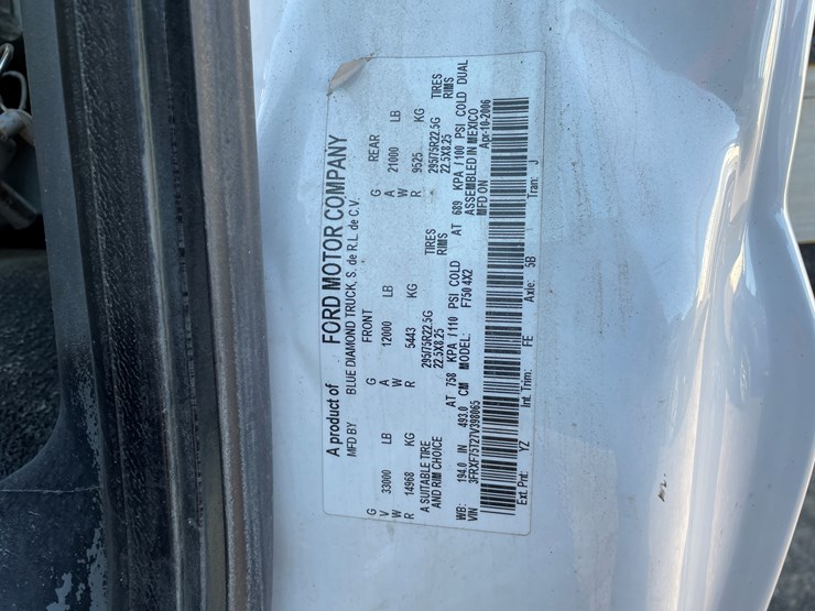 2007-ford-f750-xl-image-31