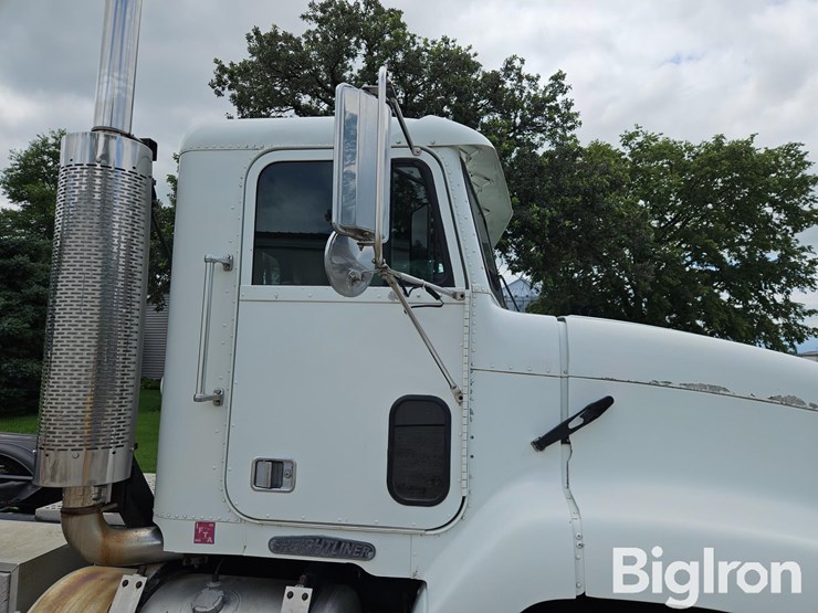 freightliner-fld112-image-13