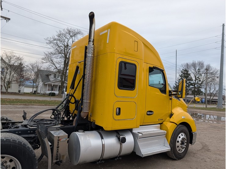 kenworth-t680-image-5