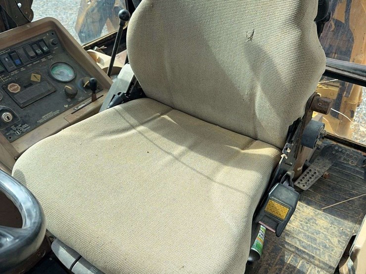 john-deere-710-image-11