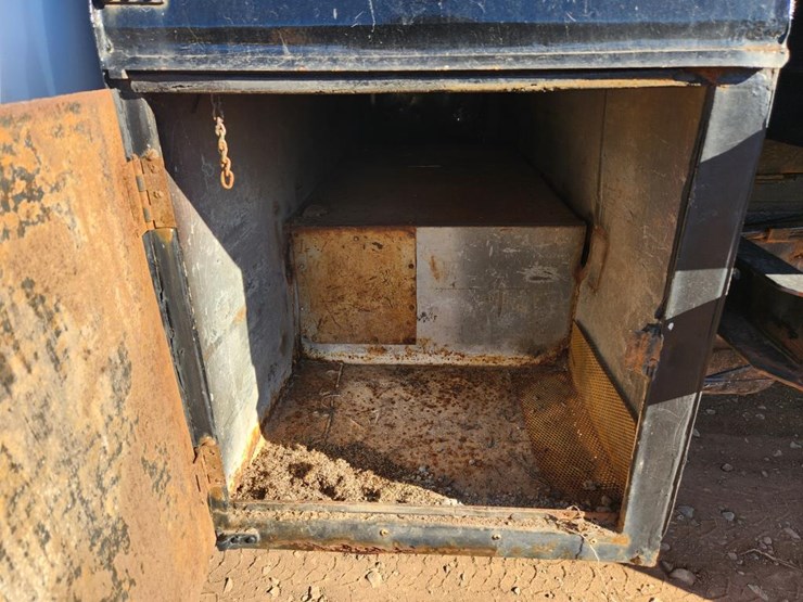 2007-chevrolet-3500-image-21