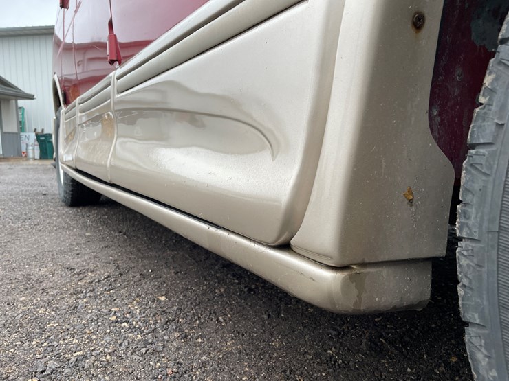 1999-chevy-3500-image-17