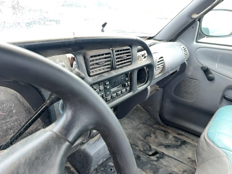 1999-dodge-ram-2500-image-13