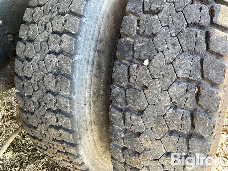 freightliner-fld120-image-17