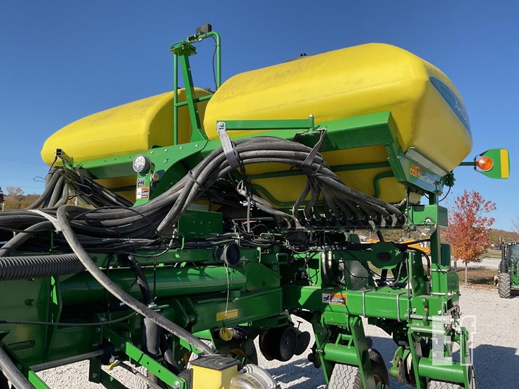 john-deere-1770-ccs-image-44