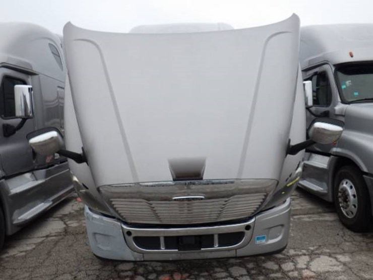 freightliner-cascadia-125-image-33