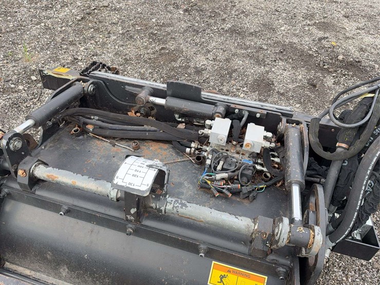 39"-cold-planer-attachment-image-7