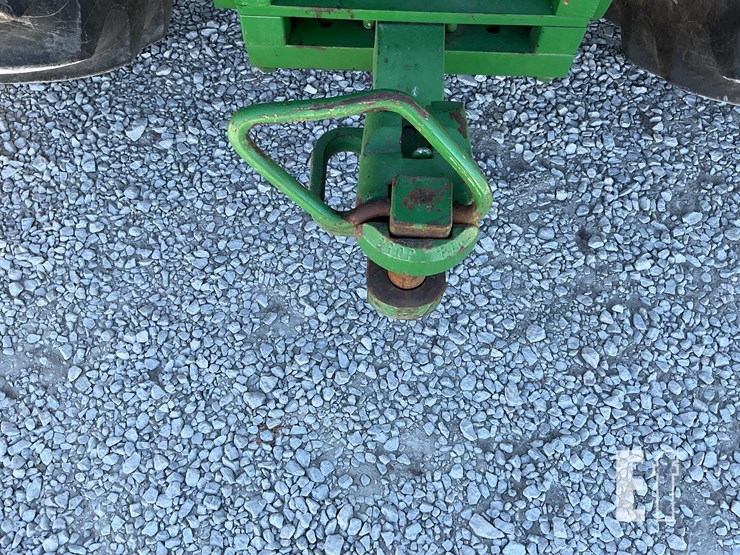 john-deere-8335r-image-30