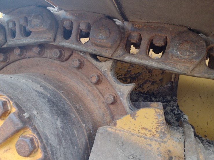 caterpillar-d5k2-lgp-image-33