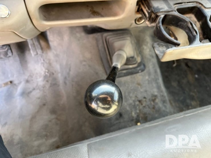 ford-f550-xl-image-53