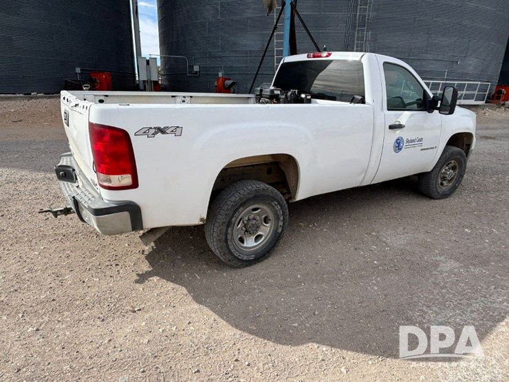 2009-gmc-sierra-2500hd-image-6