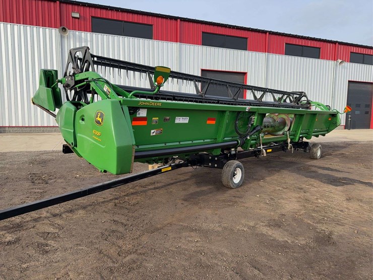 john-deere-630f-image-1