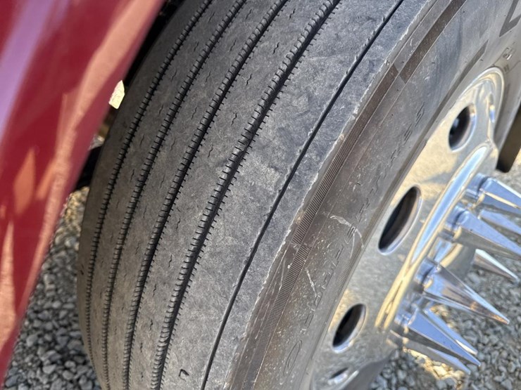 2012-peterbilt-389-image-102