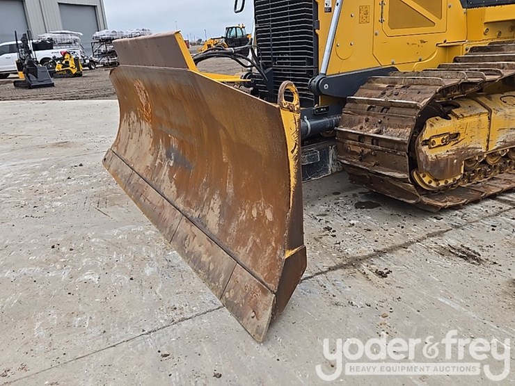 2019-deere-850l-lgp-image-9