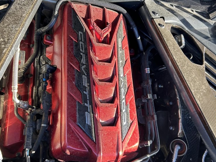 2021-chevrolet-corvette-image-15