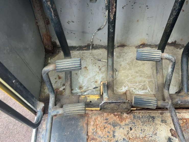 1996-grove-tms250c-image-54