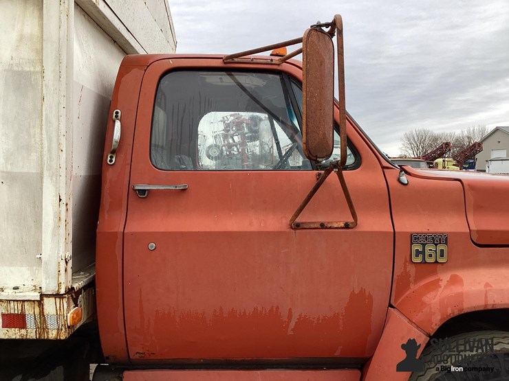 chevrolet-c60-image-16