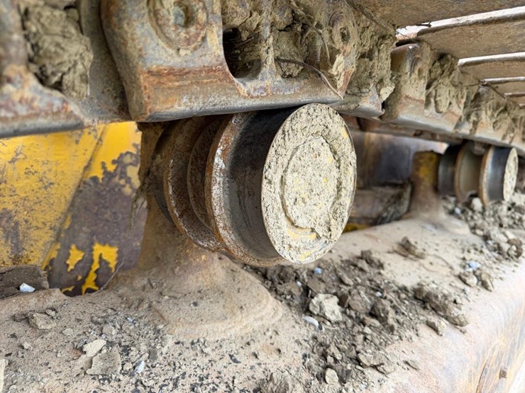 2015-komatsu-d51ex-22-image-14