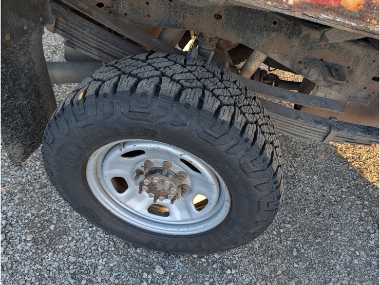 2011-ford-f350-image-6