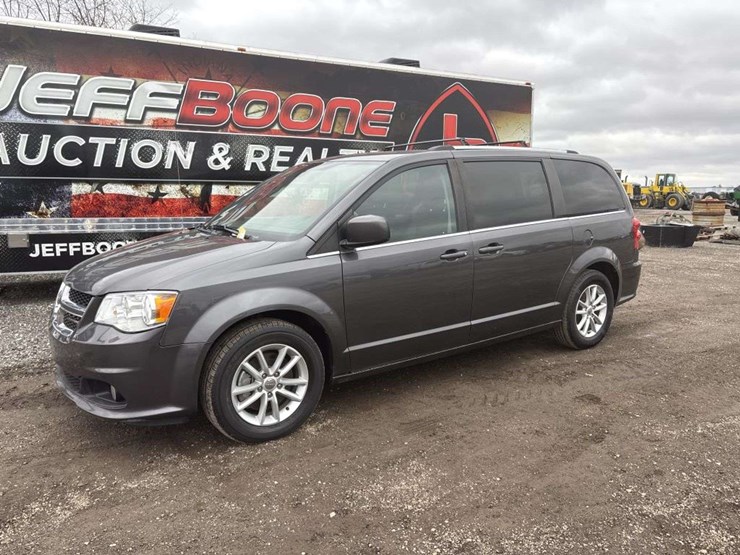 2019-dodge-grand-caravan-image-1