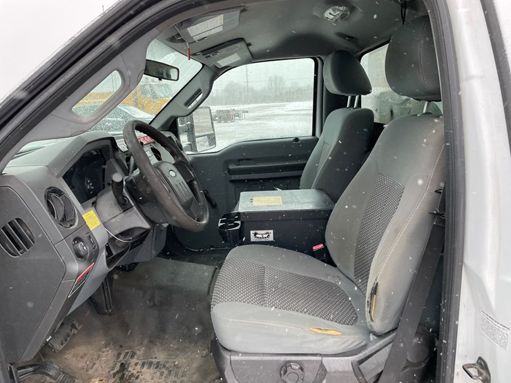 2012-ford-f350-image-38