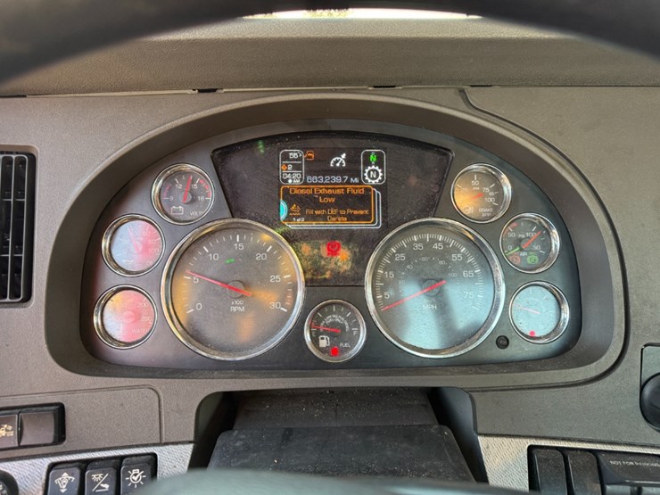 2019-kenworth-t680-image-19