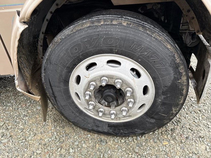 1999-peterbilt-379-image-95