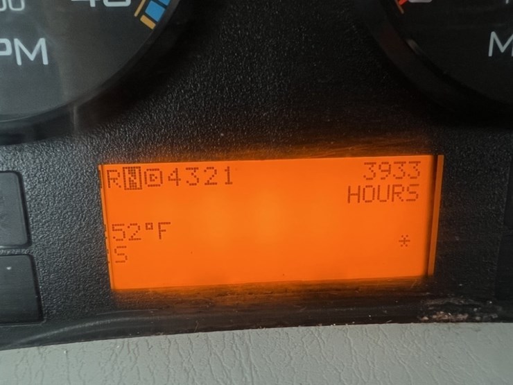 2013-international-7500-s/a-dump-truck-image-26