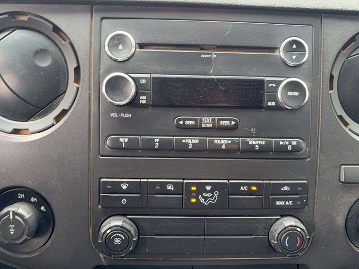 2011-ford-f250-image-30