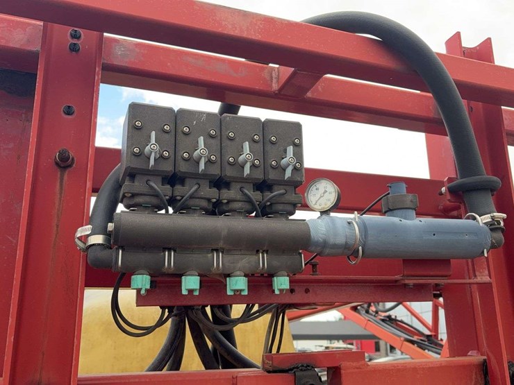 hardi-command-sprayer-image-23