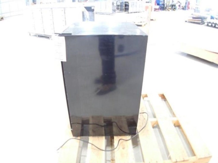 vissani-5.1-cu-ft-wine/beverage-cooler-image-8