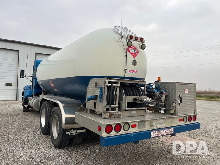 kenworth-t440-image-13