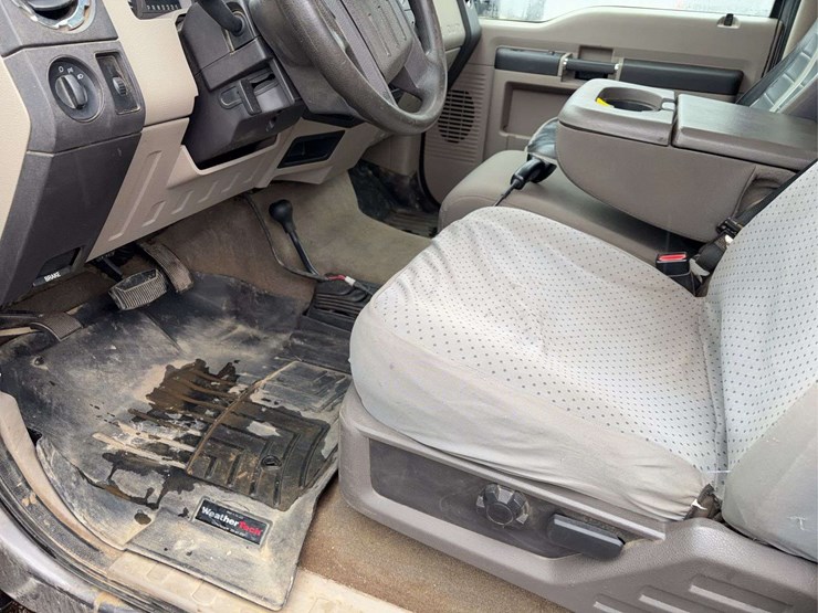 2009-ford-f250-image-29