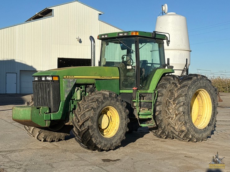 john-deere-8400-image-1