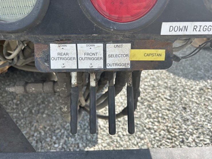 international-4000-image-32