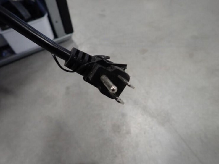 vissani-7.1-cu-ft-upright-freezer-image-18