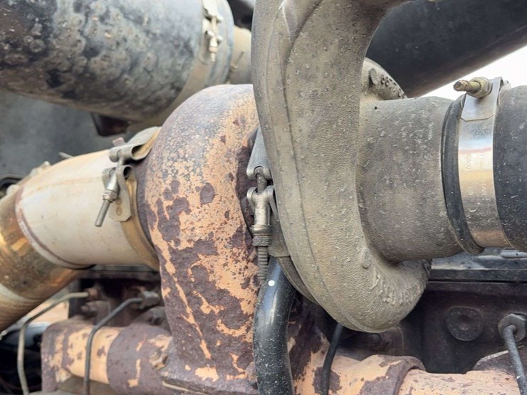 1999-mack-cl713-image-25