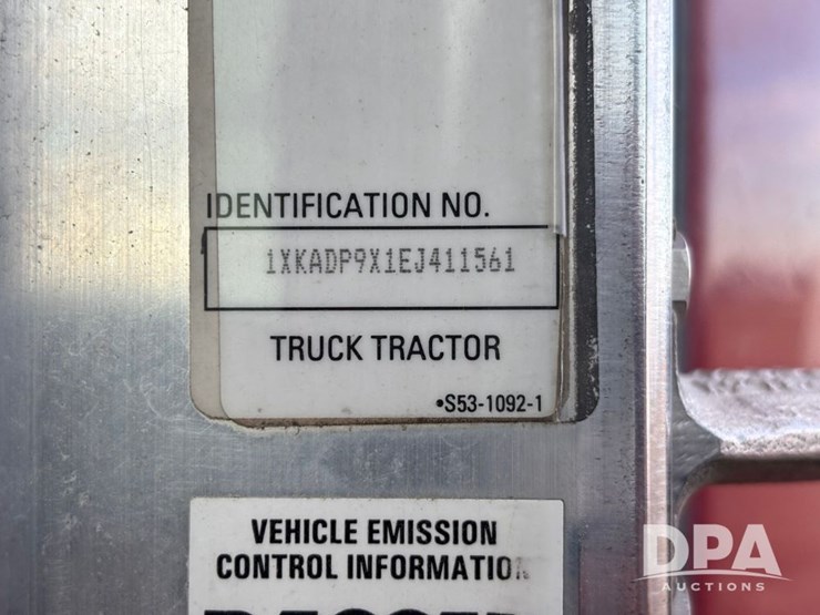 2014-kenworth-t660-image-89