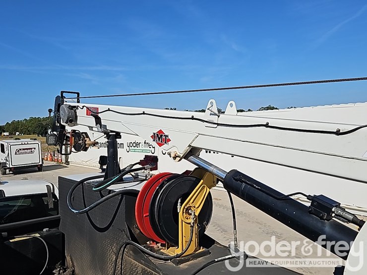 dodge-ram-5500-image-23