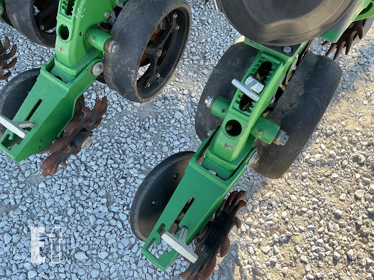 john-deere-db60-image-22