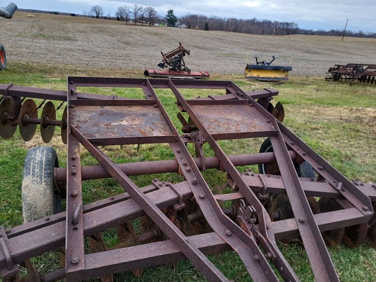 international-11-image-21