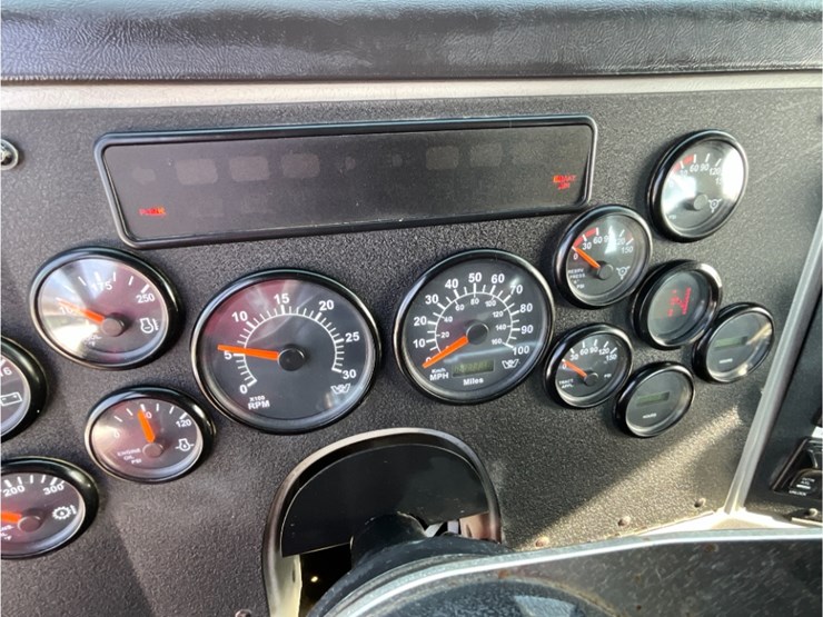 western-star-4700sb-image-23