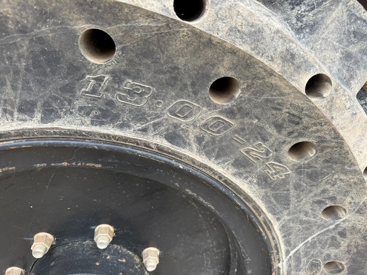 2018-genie-gth636-image-7