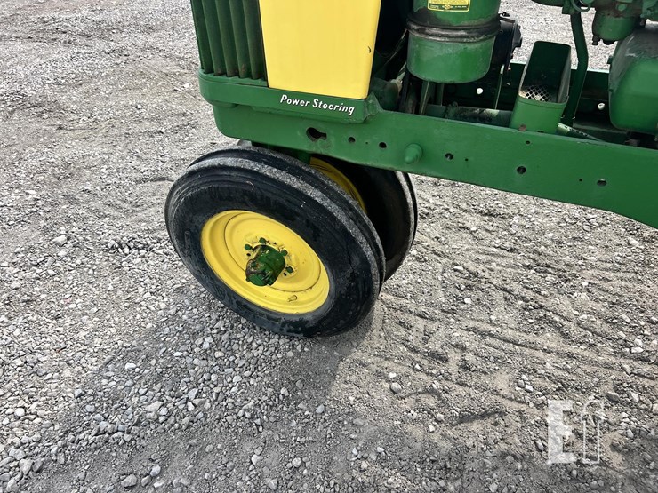 john-deere-630-image-8