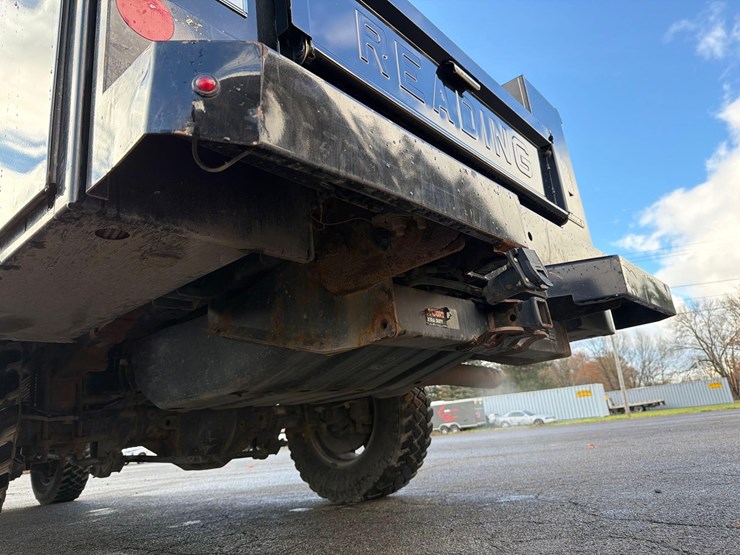 2021-ford-f350-image-11