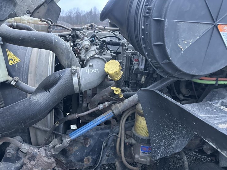 2014-international-prostar-image-44