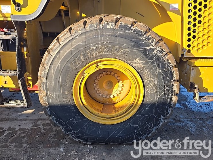 2016-caterpillar-950m-image-19