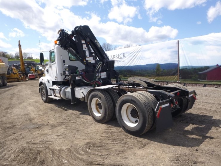 freightliner-coronado-122-image-53