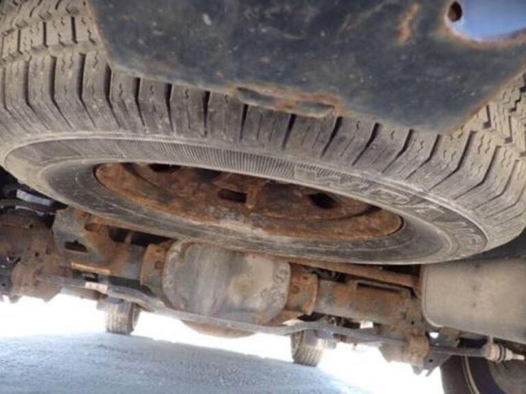 ram-1500-slt-image-87